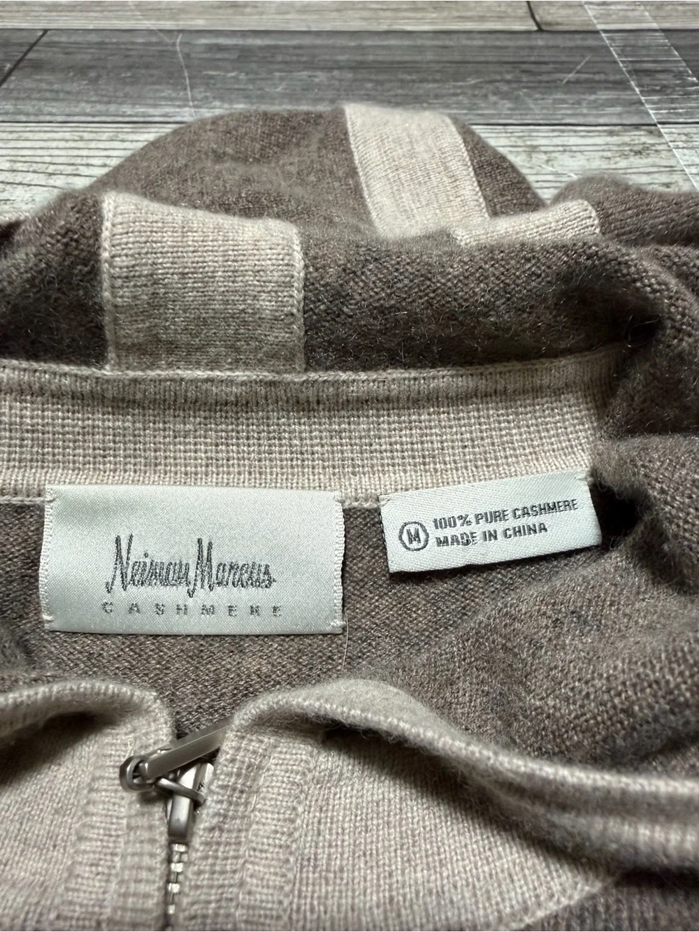 Neiman Marcus 100% Cashmere Hooded Sweater Women’s M Brown Full Zip